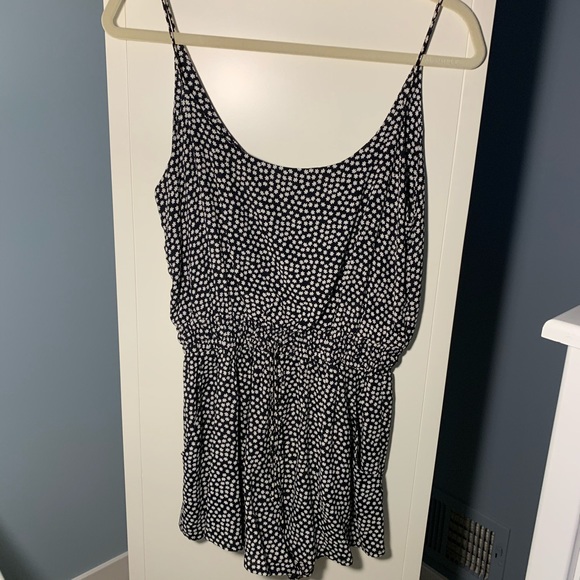 Tank Floral Romper - Navy & White | Size Small - Picture 4 of 10